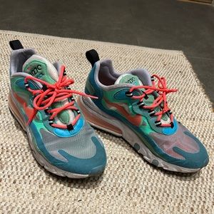 Nike Air Max 270 React
Psychedelic Movement (Women's)